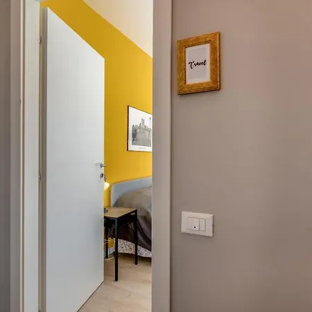 Apartment Family & Friends With Shared Bathroom
