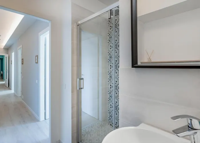 Lejlighed Guesthost - Family & Friends With Shared Bathroom *