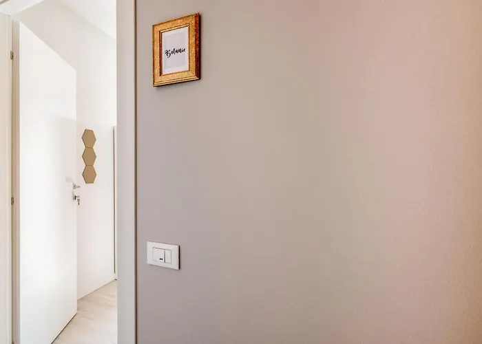 Guesthost - Family & Friends With Shared Bathroom Lejlighed Padova